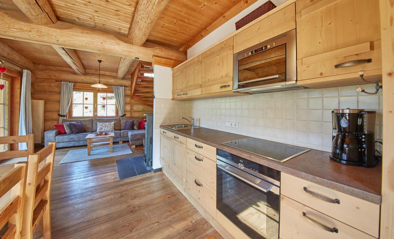 Drei Hittn Saalbach Apartment ภายนอก รูปภาพ