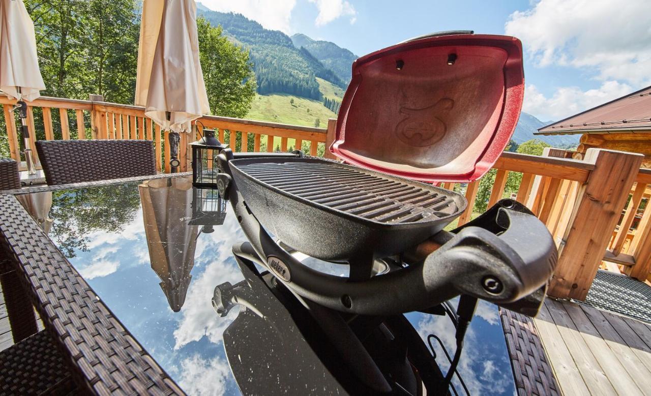 Drei Hittn Saalbach Apartment ภายนอก รูปภาพ