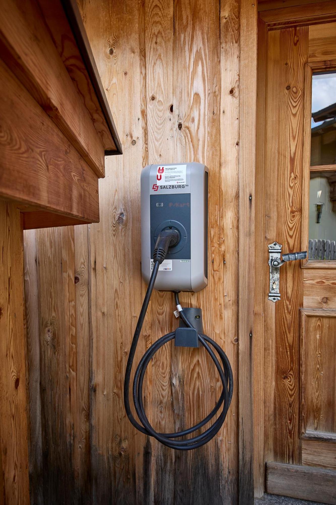 Drei Hittn Saalbach Apartment ภายนอก รูปภาพ