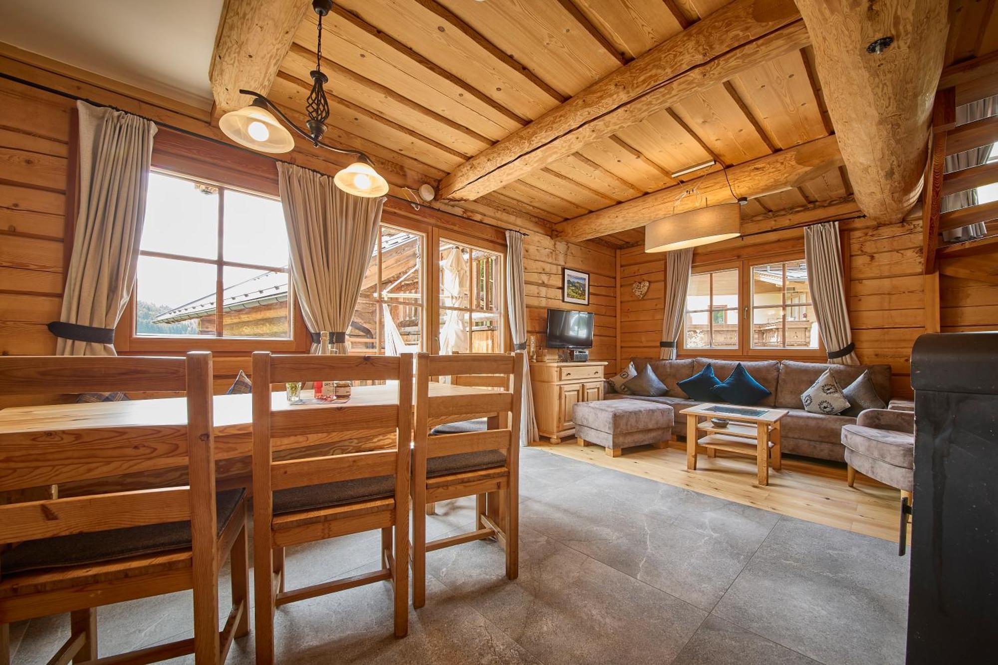 Drei Hittn Saalbach Apartment ภายนอก รูปภาพ